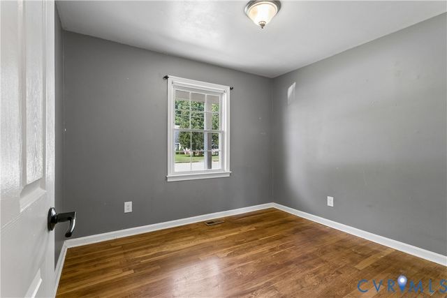 226 Menchville Rd, Newport News, VA 23602