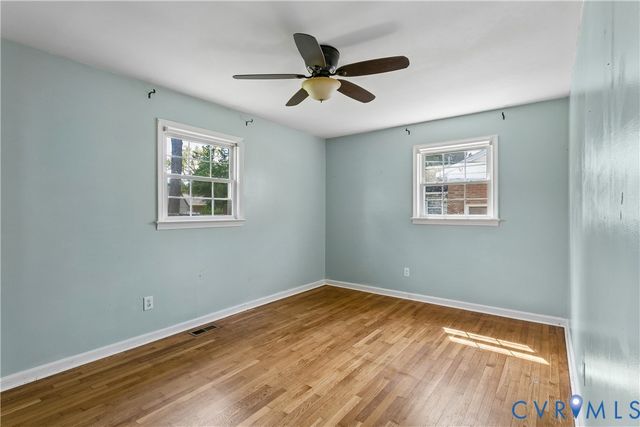 226 Menchville Rd, Newport News, VA 23602