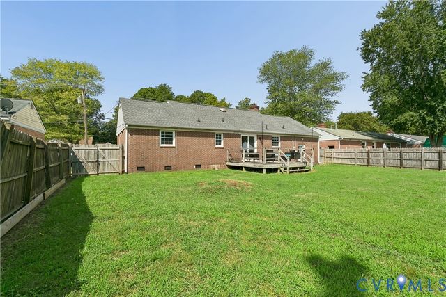 226 Menchville Rd, Newport News, VA 23602