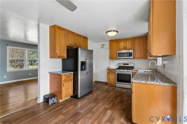 226 Menchville Rd, Newport News, VA 23602