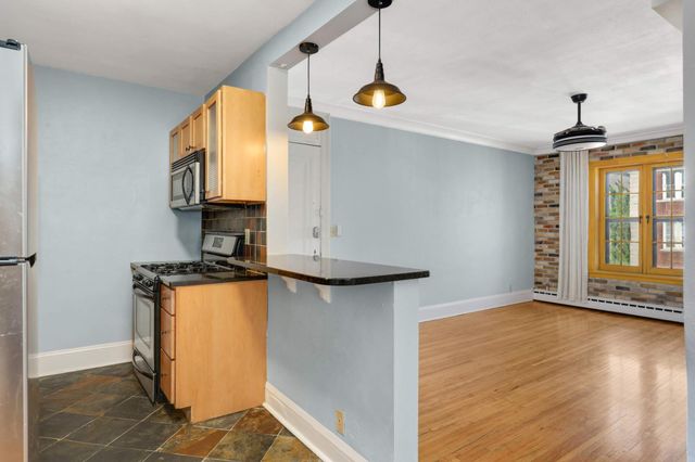 1820 1st Avenue S 201, Minneapolis, MN 55403