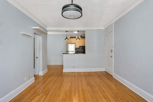 1820 1st Avenue S 201, Minneapolis, MN 55403