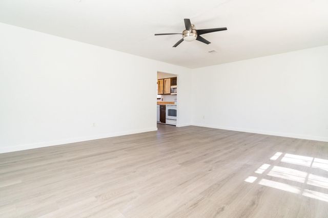 213 Bastrop Street, Angleton, TX 77515