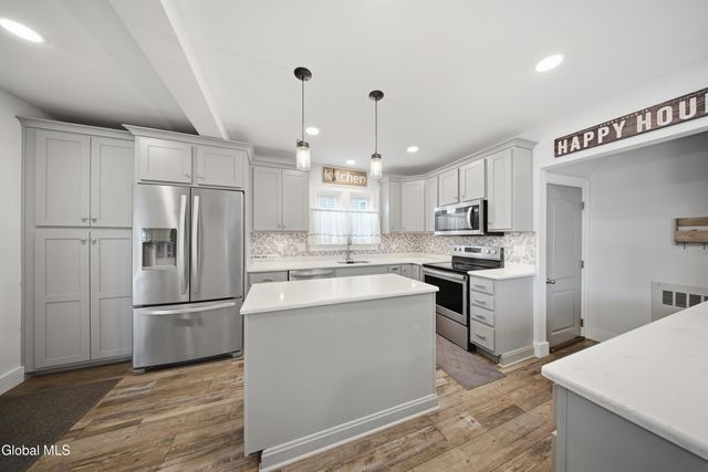 340 Marshland Court, Troy, NY 12180