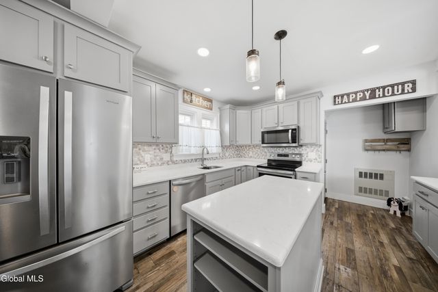 340 Marshland Court, Troy, NY 12180