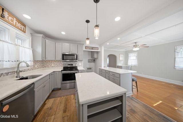 340 Marshland Court, Troy, NY 12180