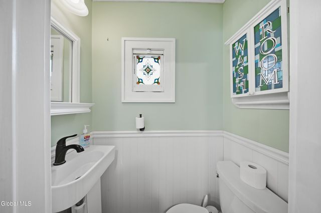 340 Marshland Court, Troy, NY 12180