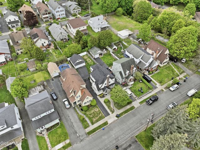 340 Marshland Court, Troy, NY 12180