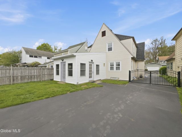 340 Marshland Court, Troy, NY 12180