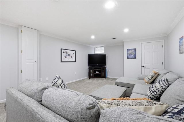 21409 W 50th Terrace, Shawnee, KS 66218