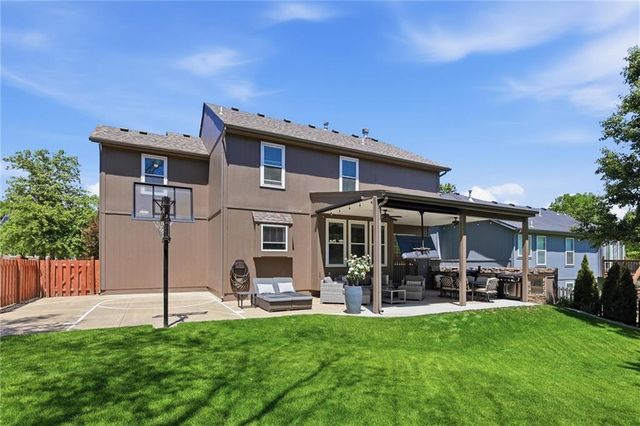 21409 W 50th Terrace, Shawnee, KS 66218