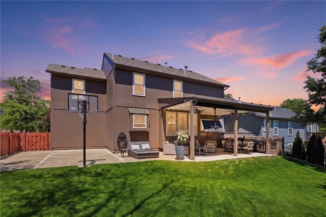 21409 W 50th Terrace, Shawnee, KS 66218