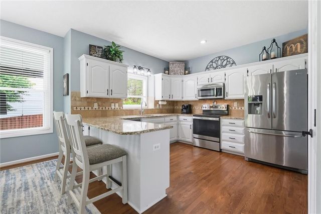 21409 W 50th Terrace, Shawnee, KS 66218