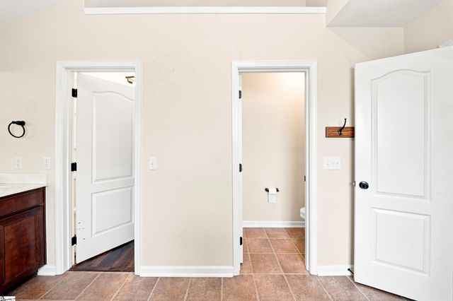 186 Chandler Crest Court, Greer, SC 29651