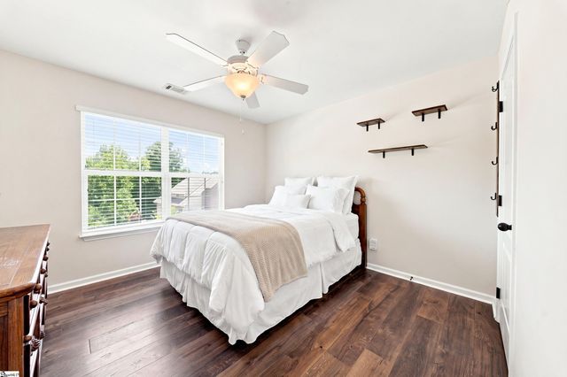 186 Chandler Crest Court, Greer, SC 29651