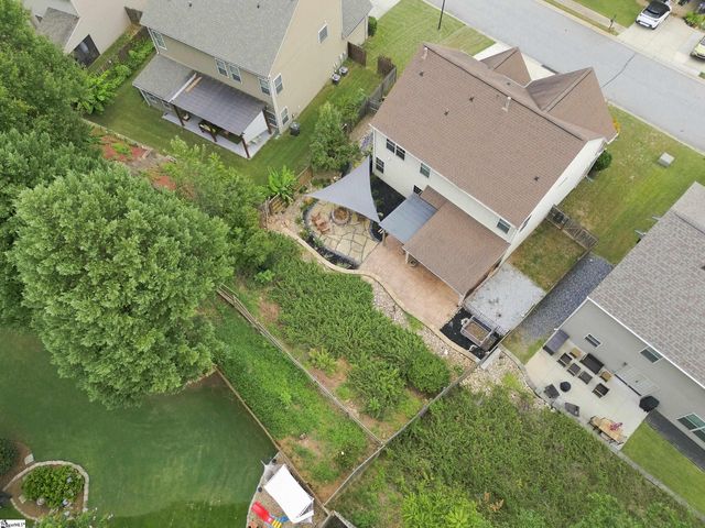 186 Chandler Crest Court, Greer, SC 29651
