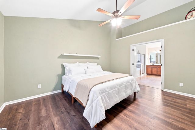 186 Chandler Crest Court, Greer, SC 29651