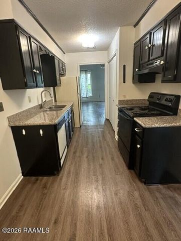122 S Beadle Road, Lafayette, LA 70508