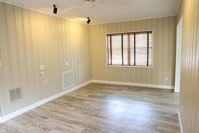 1100 Pine Street, Melbourne Beach, FL 32951