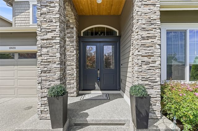 13628 NE 133rd Place, Kirkland, WA 98034