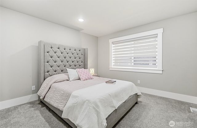 13628 NE 133rd Place, Kirkland, WA 98034