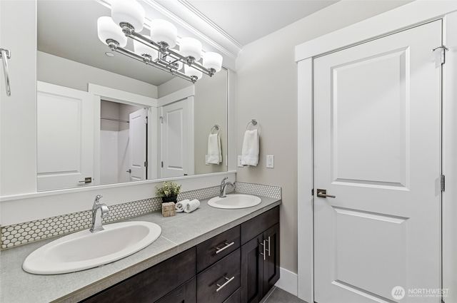 13628 NE 133rd Place, Kirkland, WA 98034