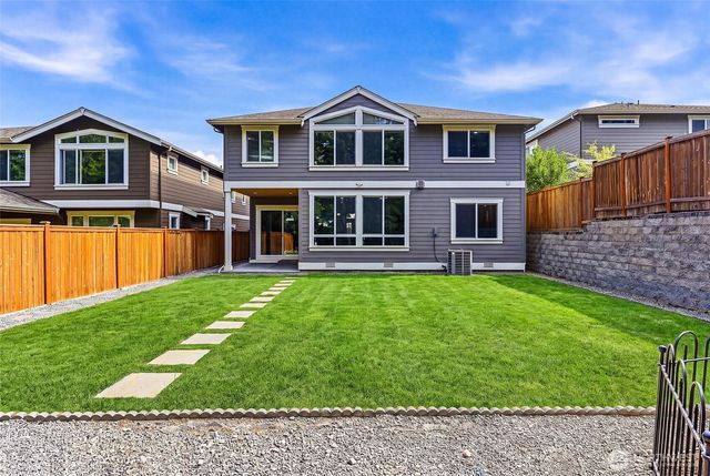 13628 NE 133rd Place, Kirkland, WA 98034
