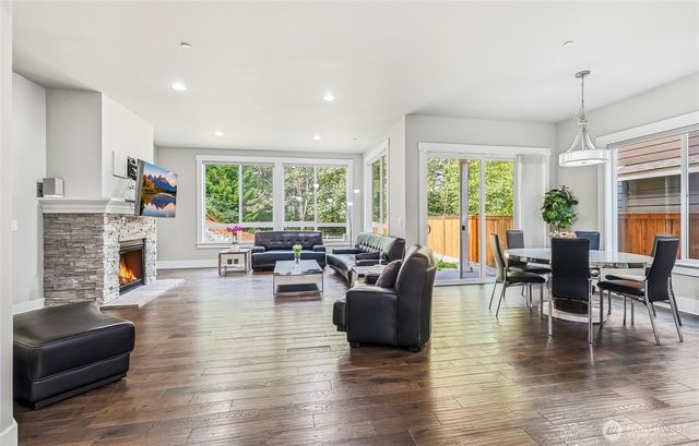 13628 NE 133rd Place, Kirkland, WA 98034