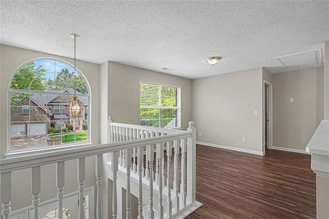 129 Kentwood Springs Drive, Hampton, GA 30228
