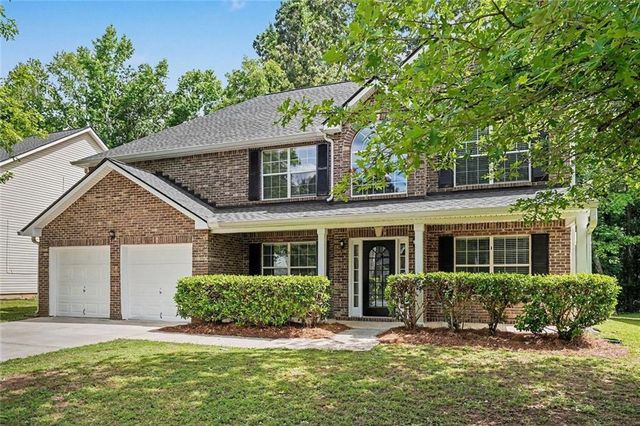 129 Kentwood Springs Drive, Hampton, GA 30228