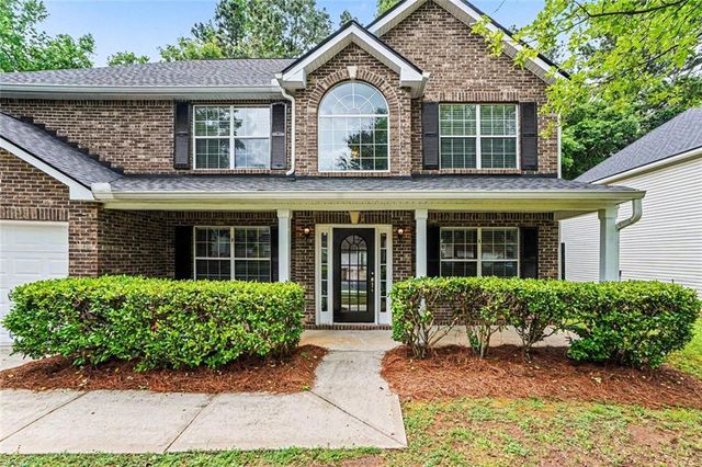 129 Kentwood Springs Drive, Hampton, GA 30228