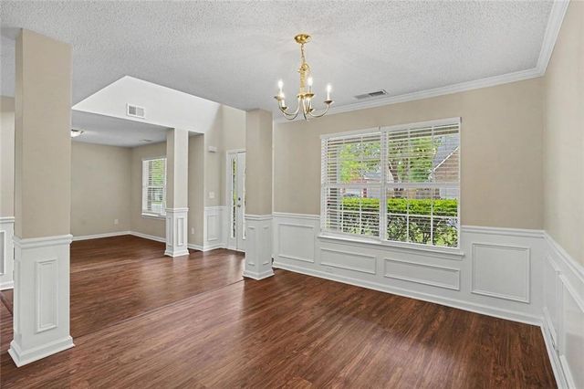 129 Kentwood Springs Drive, Hampton, GA 30228