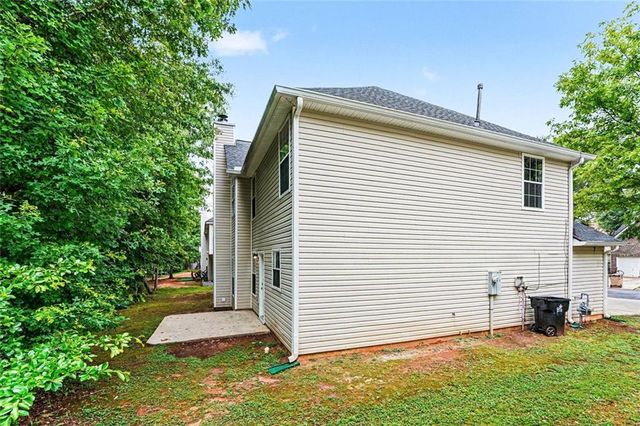 129 Kentwood Springs Drive, Hampton, GA 30228