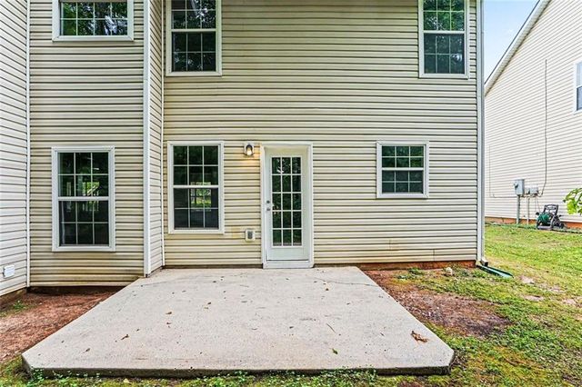 129 Kentwood Springs Drive, Hampton, GA 30228