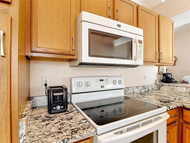 2927 COOL BREEZE CIRCLE, St Cloud, FL 34769