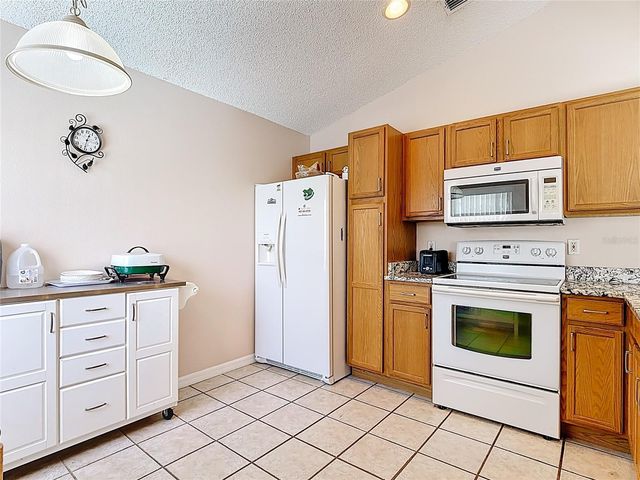 2927 COOL BREEZE CIRCLE, St Cloud, FL 34769