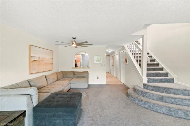 1050 6th ST S 1050, Naples, FL 34102
