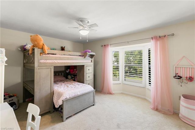 1050 6th ST S 1050, Naples, FL 34102