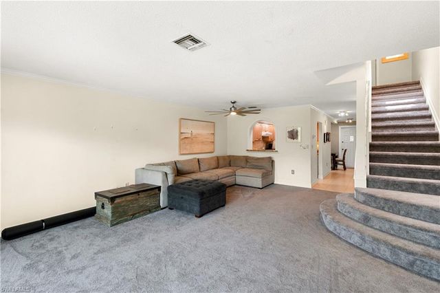 1050 6th ST S 1050, Naples, FL 34102