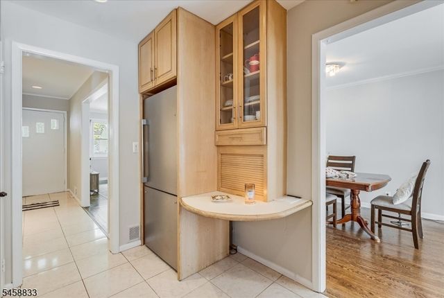 37 Continental Ave, Morristown Town, NJ 07960