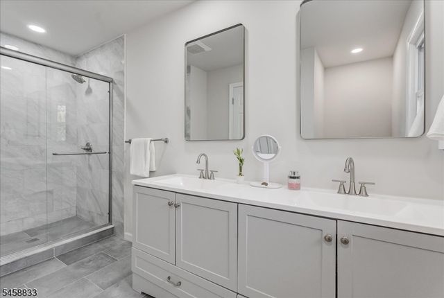 37 Continental Ave, Morristown Town, NJ 07960