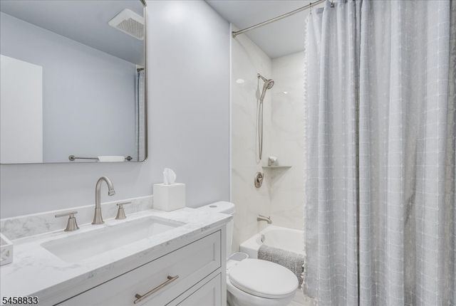 37 Continental Ave, Morristown Town, NJ 07960