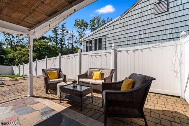 37 Continental Ave, Morristown Town, NJ 07960