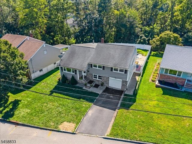 37 Continental Ave, Morristown Town, NJ 07960