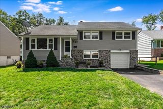 37 Continental Ave, Morristown Town, NJ 07960