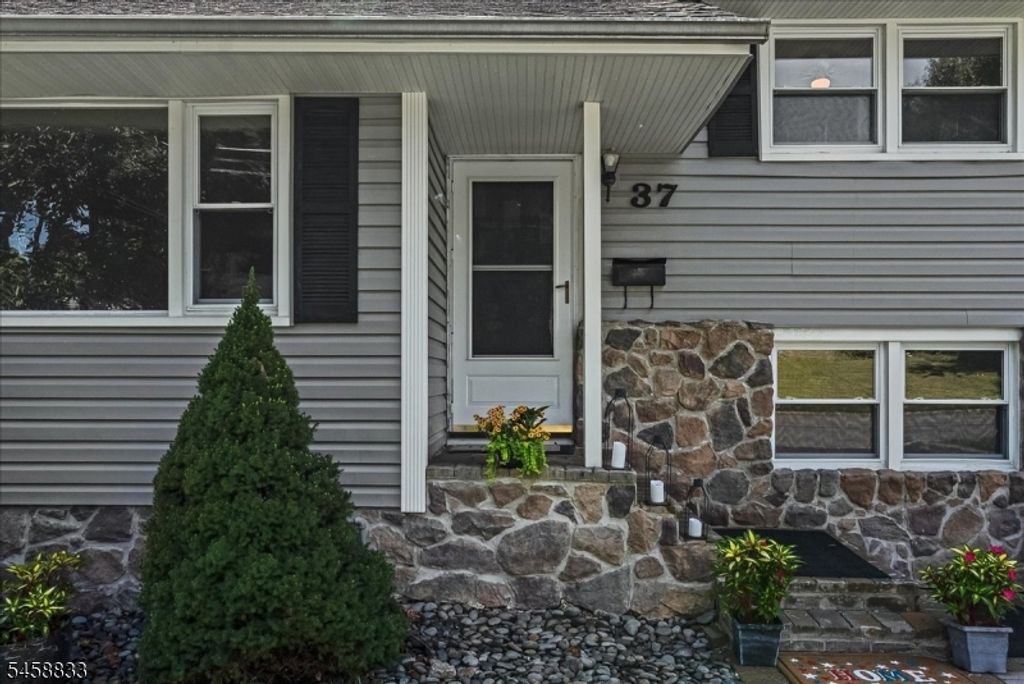 37 Continental Ave, Morristown Town, NJ 07960 — photo 3
