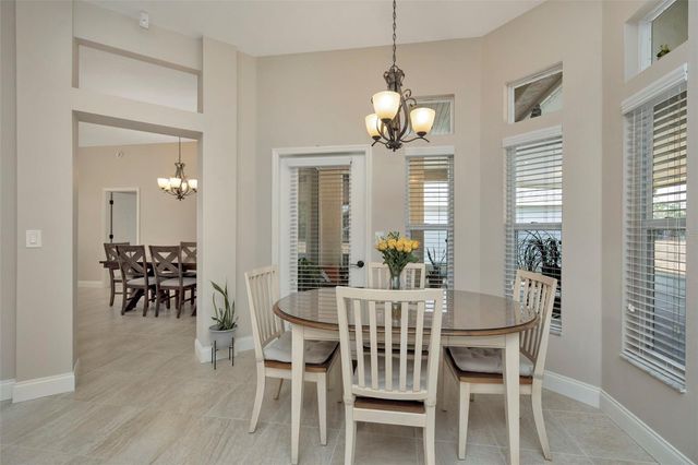 18810 FOREST GLEN COURT, Tampa, FL 33647