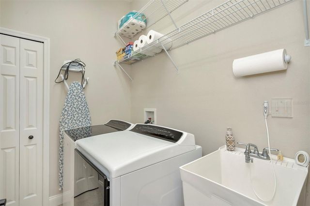 18810 FOREST GLEN COURT, Tampa, FL 33647