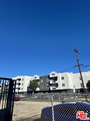 10831 Magnolia Boulevard, North Hollywood (los Angeles), CA 91601