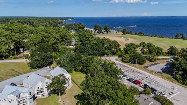 89 Country Club Drive Apt A3, Arapahoe, NC 28510